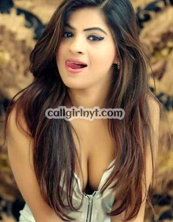 Girlfriend Type Bangalore Call Girl Service